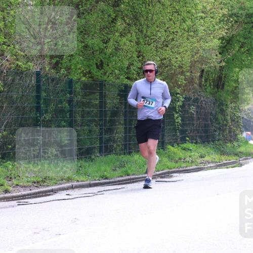 12.04.2026 - 45. Internationalen Wilhelmsburger Insellauf Yannick Fuchs http://msf.ph/oto/9501298 12.04.2026 11:15:22 Laufen 4737 meine-sportfotos.de