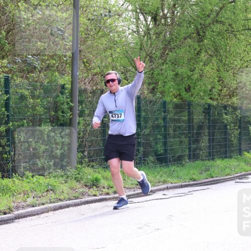 12.04.2026 - 45. Internationalen Wilhelmsburger Insellauf Yannick Fuchs http://msf.ph/oto/9501300 12.04.2026 11:15:24 Laufen 4737 meine-sportfotos.de