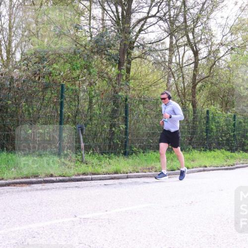 12.04.2026 - 45. Internationalen Wilhelmsburger Insellauf Yannick Fuchs http://msf.ph/oto/9501311 12.04.2026 11:15:26 Laufen  meine-sportfotos.de