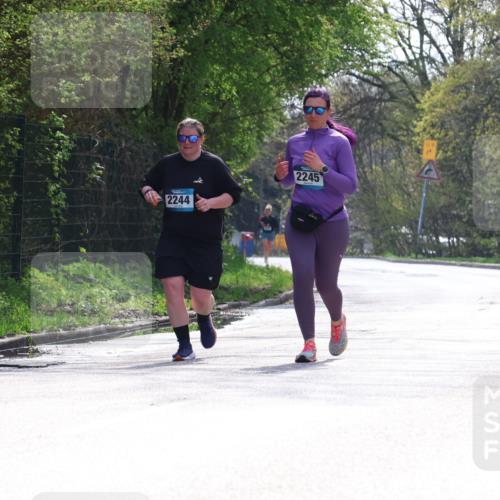 12.04.2026 - 45. Internationalen Wilhelmsburger Insellauf Yannick Fuchs http://msf.ph/oto/9501321 12.04.2026 11:15:47 Laufen 2244, 2245 meine-sportfotos.de