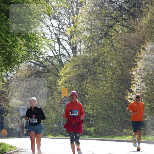 12.04.2026 - 45. Internationalen Wilhelmsburger Insellauf Yannick Fuchs http://msf.ph/oto/9501330 12.04.2026 11:16:11 Laufen 09, 3545, 4950 meine-sportfotos.de