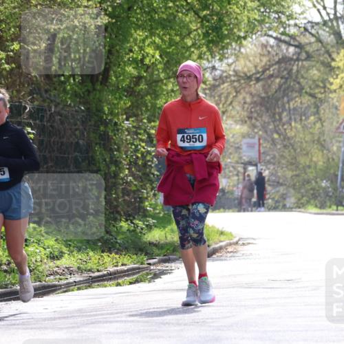 12.04.2026 - 45. Internationalen Wilhelmsburger Insellauf Yannick Fuchs http://msf.ph/oto/9501336 12.04.2026 11:16:16 Laufen 3545, 4950 meine-sportfotos.de