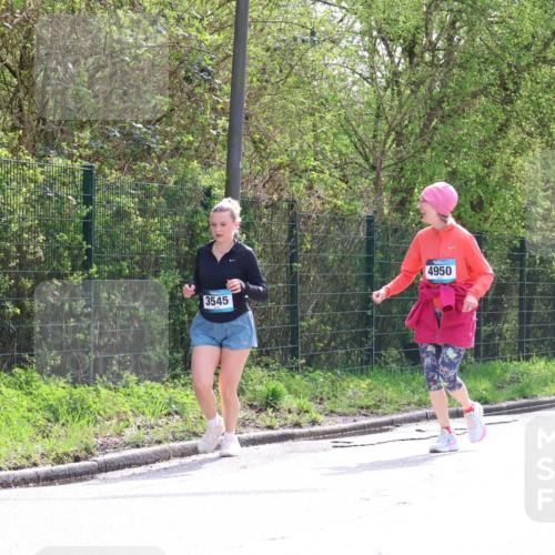 12.04.2026 - 45. Internationalen Wilhelmsburger Insellauf Yannick Fuchs http://msf.ph/oto/9501343 12.04.2026 11:16:20 Laufen 3545, 4950 meine-sportfotos.de