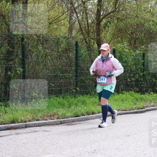 12.04.2026 - 45. Internationalen Wilhelmsburger Insellauf Yannick Fuchs http://msf.ph/oto/9501360 12.04.2026 11:17:21 Laufen 5948, 2341 meine-sportfotos.de