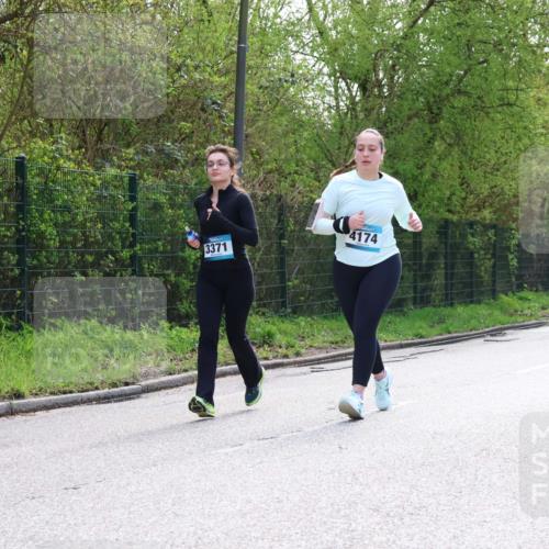 12.04.2026 - 45. Internationalen Wilhelmsburger Insellauf Yannick Fuchs http://msf.ph/oto/9501386 12.04.2026 11:17:33 Laufen 3371, 4174 meine-sportfotos.de