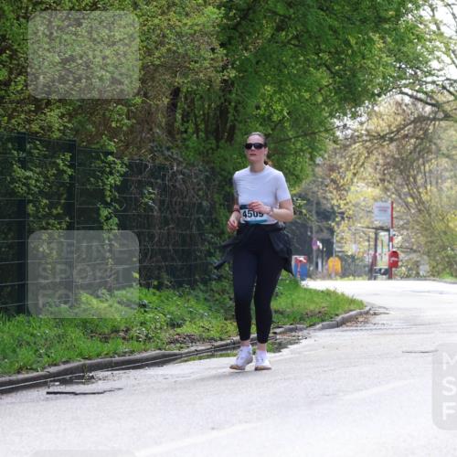 12.04.2026 - 45. Internationalen Wilhelmsburger Insellauf Yannick Fuchs http://msf.ph/oto/9501398 12.04.2026 11:17:42 Laufen 4505, 2 meine-sportfotos.de