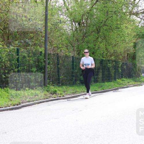 12.04.2026 - 45. Internationalen Wilhelmsburger Insellauf Yannick Fuchs http://msf.ph/oto/9501404 12.04.2026 11:17:46 Laufen 4500 meine-sportfotos.de