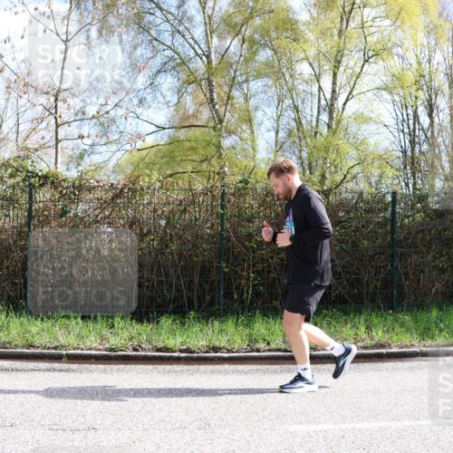 12.04.2026 - 45. Internationalen Wilhelmsburger Insellauf Yannick Fuchs http://msf.ph/oto/9501446 12.04.2026 11:18:36 Laufen  meine-sportfotos.de