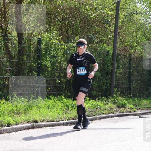 12.04.2026 - 45. Internationalen Wilhelmsburger Insellauf Yannick Fuchs http://msf.ph/oto/9501449 12.04.2026 11:18:39 Laufen 2233 meine-sportfotos.de