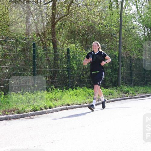 12.04.2026 - 45. Internationalen Wilhelmsburger Insellauf Yannick Fuchs http://msf.ph/oto/9501501 12.04.2026 11:20:57 Laufen  meine-sportfotos.de