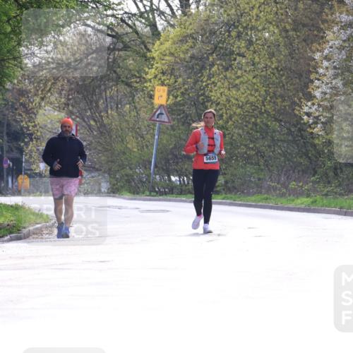 12.04.2026 - 45. Internationalen Wilhelmsburger Insellauf Yannick Fuchs http://msf.ph/oto/9501503 12.04.2026 11:21:01 Laufen 09, 5655 meine-sportfotos.de