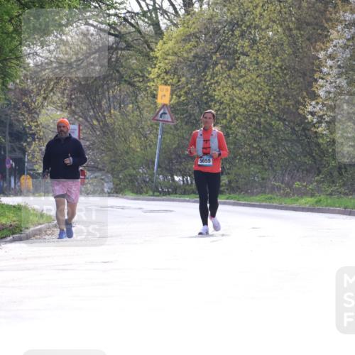 12.04.2026 - 45. Internationalen Wilhelmsburger Insellauf Yannick Fuchs http://msf.ph/oto/9501504 12.04.2026 11:21:01 Laufen 9, 5655 meine-sportfotos.de