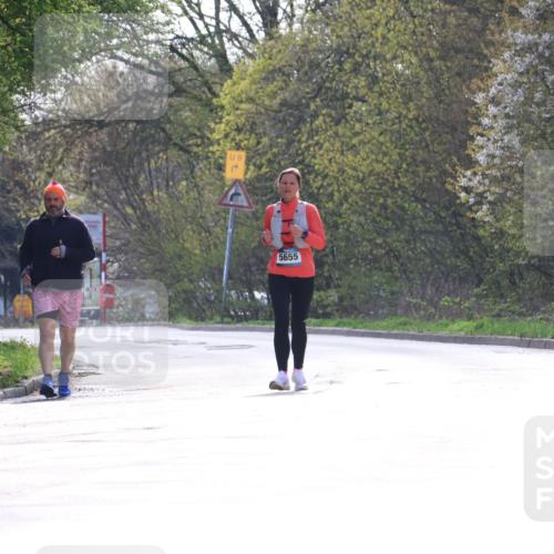 12.04.2026 - 45. Internationalen Wilhelmsburger Insellauf Yannick Fuchs http://msf.ph/oto/9501507 12.04.2026 11:21:03 Laufen 09, 5655 meine-sportfotos.de