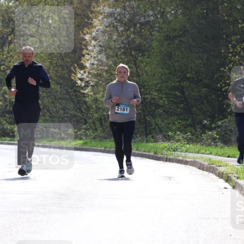 12.04.2026 - 45. Internationalen Wilhelmsburger Insellauf Yannick Fuchs http://msf.ph/oto/9501523 12.04.2026 11:22:55 Laufen 2161, 4981, 2564 meine-sportfotos.de