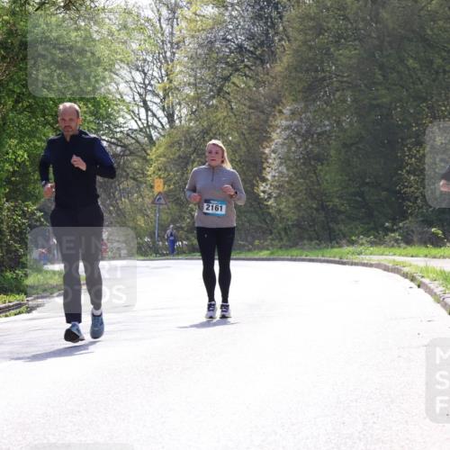 12.04.2026 - 45. Internationalen Wilhelmsburger Insellauf Yannick Fuchs http://msf.ph/oto/9501529 12.04.2026 11:23:02 Laufen 2161, 981, 2564 meine-sportfotos.de