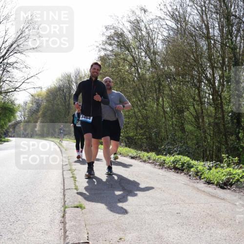 12.04.2026 - 45. Internationalen Wilhelmsburger Insellauf Yannick Fuchs http://msf.ph/oto/9501578 12.04.2026 11:24:48 Laufen 3464 meine-sportfotos.de