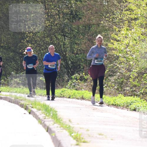 12.04.2026 - 45. Internationalen Wilhelmsburger Insellauf Yannick Fuchs http://msf.ph/oto/9501623 12.04.2026 11:27:32 Laufen 2663, 2904, 4688, 4685 meine-sportfotos.de