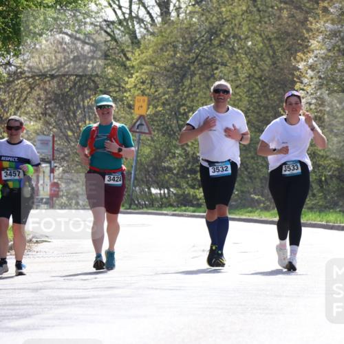 12.04.2026 - 45. Internationalen Wilhelmsburger Insellauf Yannick Fuchs http://msf.ph/oto/9501705 12.04.2026 11:30:10 Laufen 09, 3457, 3532, 3428, 3533 meine-sportfotos.de