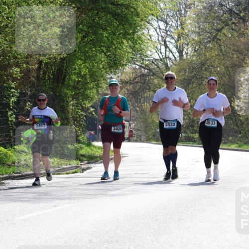 12.04.2026 - 45. Internationalen Wilhelmsburger Insellauf Yannick Fuchs http://msf.ph/oto/9501711 12.04.2026 11:30:14 Laufen 3457, 3428, 3532, 3533 meine-sportfotos.de