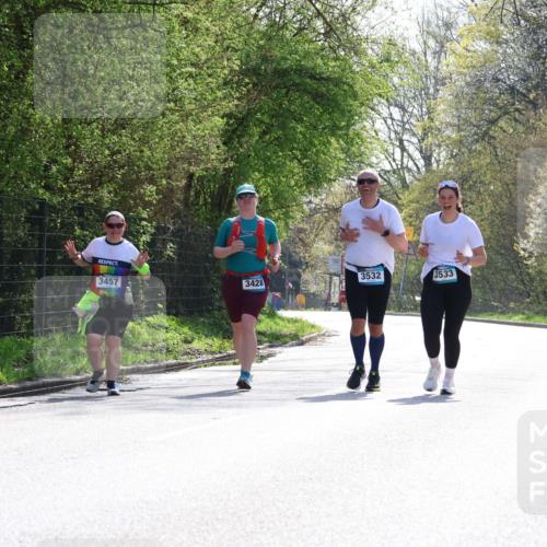 12.04.2026 - 45. Internationalen Wilhelmsburger Insellauf Yannick Fuchs http://msf.ph/oto/9501715 12.04.2026 11:30:16 Laufen 3457, 3428, 3532, 3533 meine-sportfotos.de