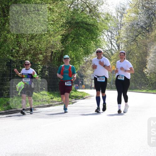 12.04.2026 - 45. Internationalen Wilhelmsburger Insellauf Yannick Fuchs http://msf.ph/oto/9501716 12.04.2026 11:30:16 Laufen 3457, 3428, 3532, 533 meine-sportfotos.de