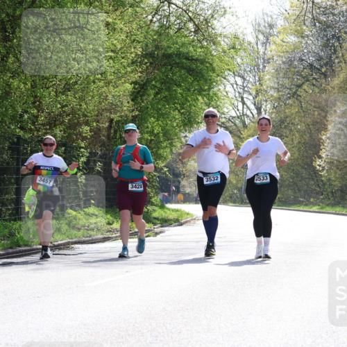 12.04.2026 - 45. Internationalen Wilhelmsburger Insellauf Yannick Fuchs http://msf.ph/oto/9501718 12.04.2026 11:30:16 Laufen 3532, 3533, 3457, 3428 meine-sportfotos.de