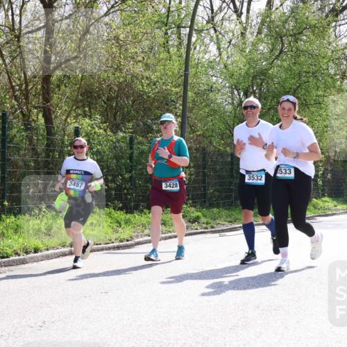 12.04.2026 - 45. Internationalen Wilhelmsburger Insellauf Yannick Fuchs http://msf.ph/oto/9501726 12.04.2026 11:30:22 Laufen 3428, 3457, 3532, 533 meine-sportfotos.de