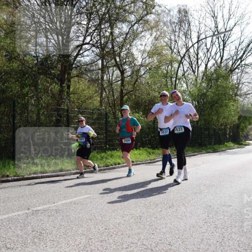 12.04.2026 - 45. Internationalen Wilhelmsburger Insellauf Yannick Fuchs http://msf.ph/oto/9501729 12.04.2026 11:30:23 Laufen 533, 3457, 3532, 3428 meine-sportfotos.de