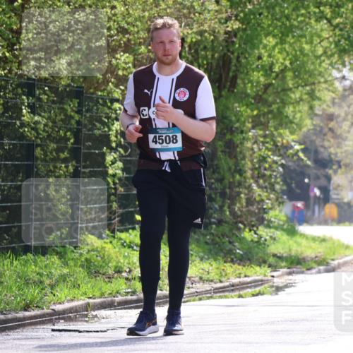 12.04.2026 - 45. Internationalen Wilhelmsburger Insellauf Yannick Fuchs http://msf.ph/oto/9501760 12.04.2026 11:34:04 Laufen 4508 meine-sportfotos.de