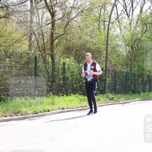12.04.2026 - 45. Internationalen Wilhelmsburger Insellauf Yannick Fuchs http://msf.ph/oto/9501765 12.04.2026 11:34:10 Laufen 4508 meine-sportfotos.de