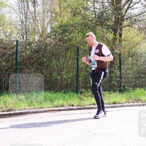 12.04.2026 - 45. Internationalen Wilhelmsburger Insellauf Yannick Fuchs http://msf.ph/oto/9501767 12.04.2026 11:34:12 Laufen 4508 meine-sportfotos.de