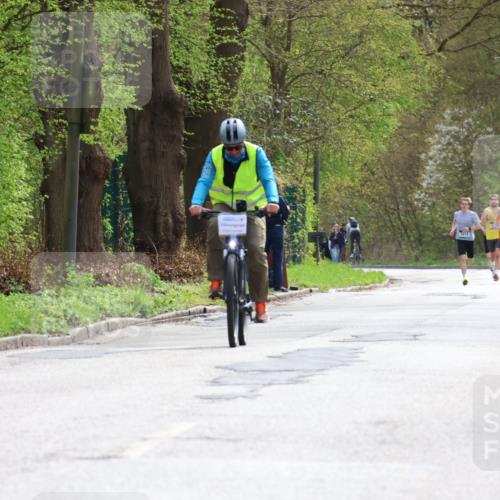 12.04.2026 - 45. Internationalen Wilhelmsburger Insellauf Yannick Fuchs http://msf.ph/oto/9501771 12.04.2026 12:40:00 Laufen 5413, 5709 meine-sportfotos.de
