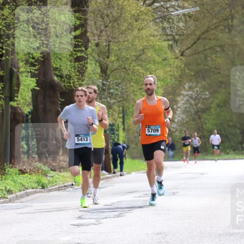 12.04.2026 - 45. Internationalen Wilhelmsburger Insellauf Yannick Fuchs http://msf.ph/oto/9501772 12.04.2026 12:40:14 Laufen 5413, 5709 meine-sportfotos.de
