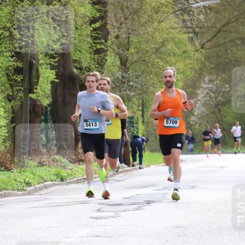 12.04.2026 - 45. Internationalen Wilhelmsburger Insellauf Yannick Fuchs http://msf.ph/oto/9501773 12.04.2026 12:40:14 Laufen 16, 5413, 5709 meine-sportfotos.de