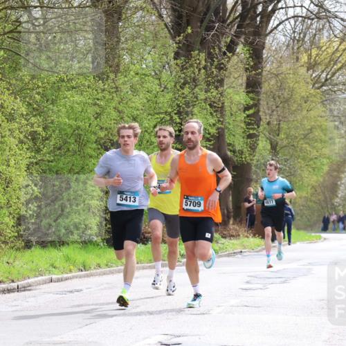 12.04.2026 - 45. Internationalen Wilhelmsburger Insellauf Yannick Fuchs http://msf.ph/oto/9501778 12.04.2026 12:40:17 Laufen 4877, 5413, 5709 meine-sportfotos.de