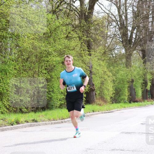 12.04.2026 - 45. Internationalen Wilhelmsburger Insellauf Yannick Fuchs http://msf.ph/oto/9501794 12.04.2026 12:40:23 Laufen 4877 meine-sportfotos.de