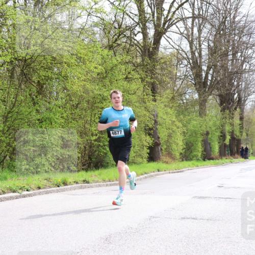 12.04.2026 - 45. Internationalen Wilhelmsburger Insellauf Yannick Fuchs http://msf.ph/oto/9501795 12.04.2026 12:40:23 Laufen 4877 meine-sportfotos.de