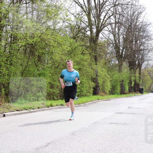 12.04.2026 - 45. Internationalen Wilhelmsburger Insellauf Yannick Fuchs http://msf.ph/oto/9501796 12.04.2026 12:40:23 Laufen 4877 meine-sportfotos.de