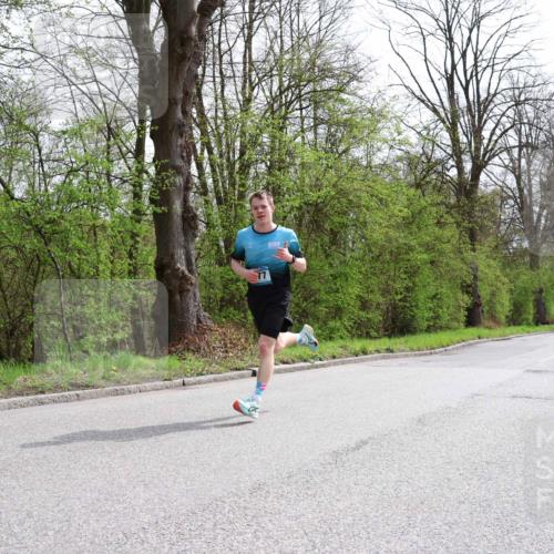 12.04.2026 - 45. Internationalen Wilhelmsburger Insellauf Yannick Fuchs http://msf.ph/oto/9501800 12.04.2026 12:40:24 Laufen  meine-sportfotos.de