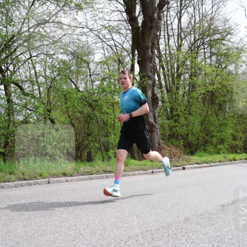 12.04.2026 - 45. Internationalen Wilhelmsburger Insellauf Yannick Fuchs http://msf.ph/oto/9501802 12.04.2026 12:40:24 Laufen  meine-sportfotos.de
