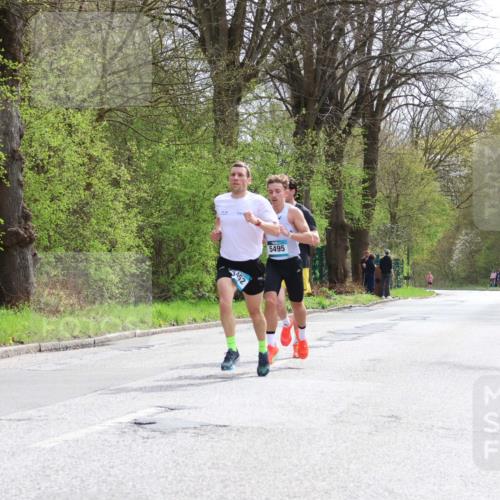 12.04.2026 - 45. Internationalen Wilhelmsburger Insellauf Yannick Fuchs http://msf.ph/oto/9501809 12.04.2026 12:40:39 Laufen 452, 5495 meine-sportfotos.de