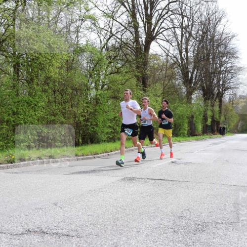 12.04.2026 - 45. Internationalen Wilhelmsburger Insellauf Yannick Fuchs http://msf.ph/oto/9501816 12.04.2026 12:40:40 Laufen 3452, 5495, 4874 meine-sportfotos.de
