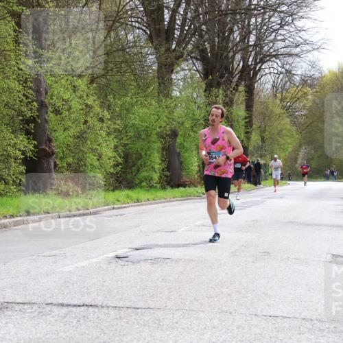 12.04.2026 - 45. Internationalen Wilhelmsburger Insellauf Yannick Fuchs http://msf.ph/oto/9501834 12.04.2026 12:41:12 Laufen 3947 meine-sportfotos.de