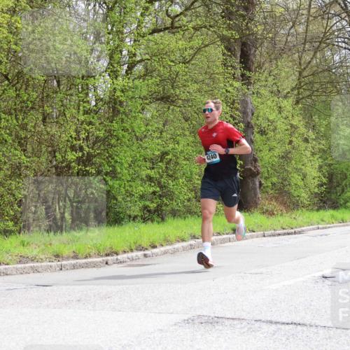 12.04.2026 - 45. Internationalen Wilhelmsburger Insellauf Yannick Fuchs http://msf.ph/oto/9501851 12.04.2026 12:41:17 Laufen 4240 meine-sportfotos.de