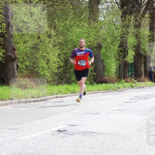 12.04.2026 - 45. Internationalen Wilhelmsburger Insellauf Yannick Fuchs http://msf.ph/oto/9501873 12.04.2026 12:41:24 Laufen 4677 meine-sportfotos.de