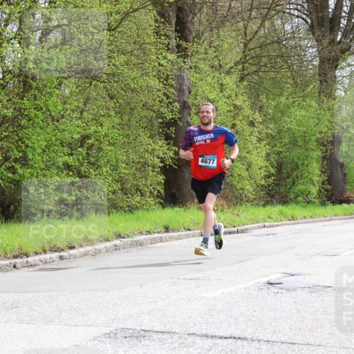 12.04.2026 - 45. Internationalen Wilhelmsburger Insellauf Yannick Fuchs http://msf.ph/oto/9501877 12.04.2026 12:41:25 Laufen 025, 4677 meine-sportfotos.de