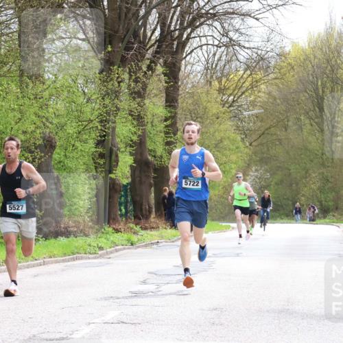 12.04.2026 - 45. Internationalen Wilhelmsburger Insellauf Yannick Fuchs http://msf.ph/oto/9501906 12.04.2026 12:42:21 Laufen 5527, 5722 meine-sportfotos.de