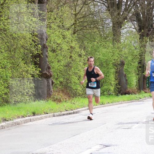12.04.2026 - 45. Internationalen Wilhelmsburger Insellauf Yannick Fuchs http://msf.ph/oto/9501908 12.04.2026 12:42:22 Laufen 5527, 5722 meine-sportfotos.de