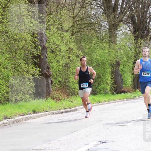 12.04.2026 - 45. Internationalen Wilhelmsburger Insellauf Yannick Fuchs http://msf.ph/oto/9501909 12.04.2026 12:42:22 Laufen 5527, 5722 meine-sportfotos.de