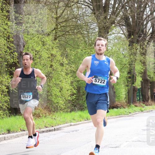 12.04.2026 - 45. Internationalen Wilhelmsburger Insellauf Yannick Fuchs http://msf.ph/oto/9501912 12.04.2026 12:42:23 Laufen 5527, 5722 meine-sportfotos.de